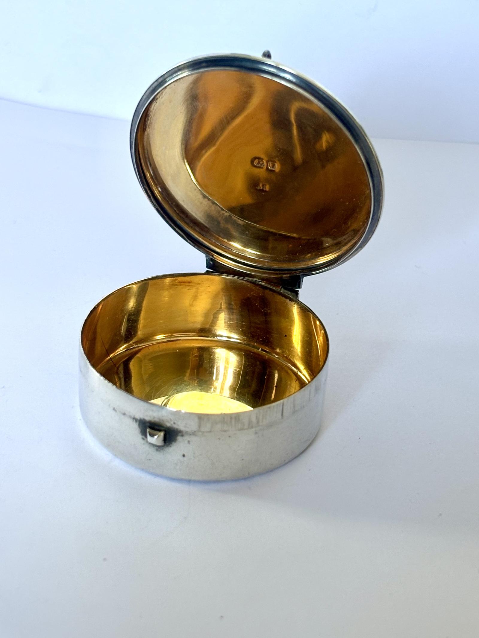 Sterling Silver Gilt ECCLESIASTICAL PYX Box by BURNS, OATS & WASHBOURNE 1959 (1 of 10) Sterling Silver Gilt ECCLESIASTICAL PYX Box by BURNS, OATS & WASHBOURNE 1959 (1 of 10)