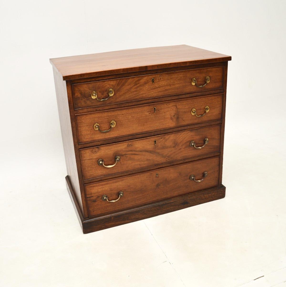 Antique Victorian Period Mahogany Chest of Drawers (1 of 11)
