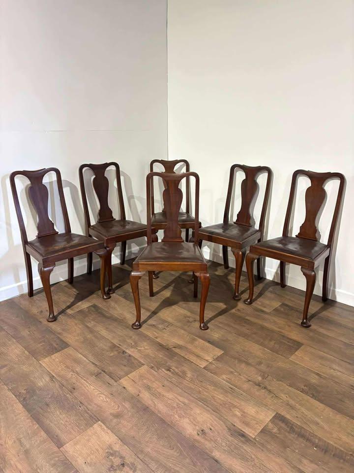 Set of Six Queen Anne Style Vintage Mahogany Dining Chairs (1 of 16)