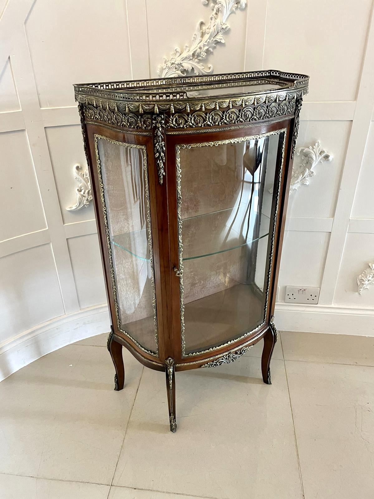 Antique Victorian Quality Mahogany & Ormolu Mounted French Display Cabinet (1 of 13) Antique Victorian Quality Mahogany & Ormolu Mounted French Display Cabinet (1 of 13)