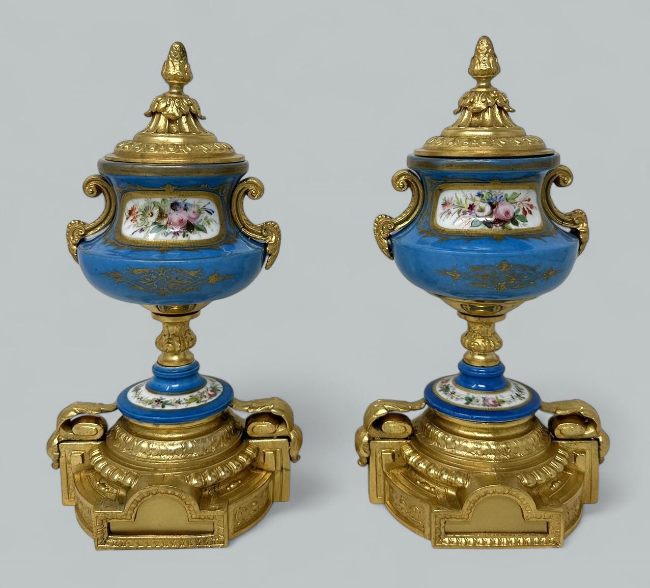 Antique Pair Celeste Blue French Sèvres Porcelain Ormolu Urns Vases Centerpiece (1 of 6)