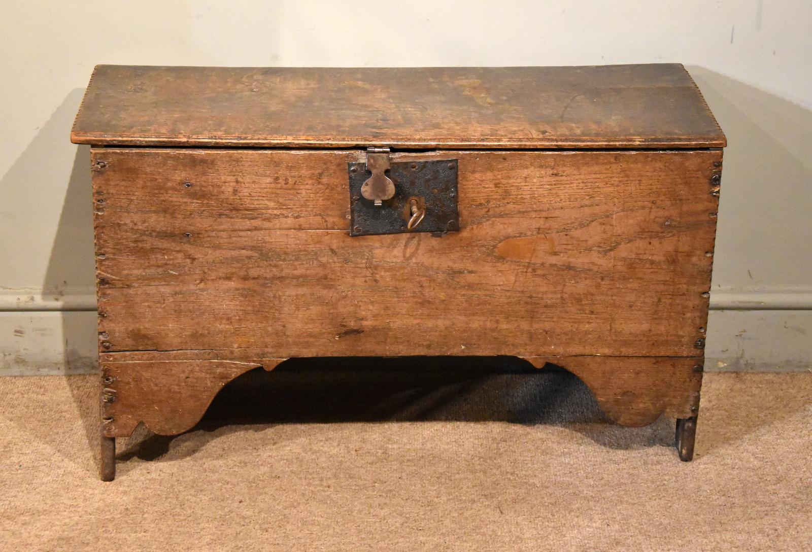 17th Century Oak Six Plank Coffer (1 of 7)