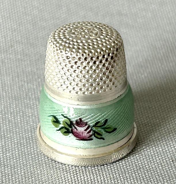 Superb Scandinavian Silver & Enamel Thimble (1 of 4) Superb Scandinavian Silver & Enamel Thimble (1 of 4)