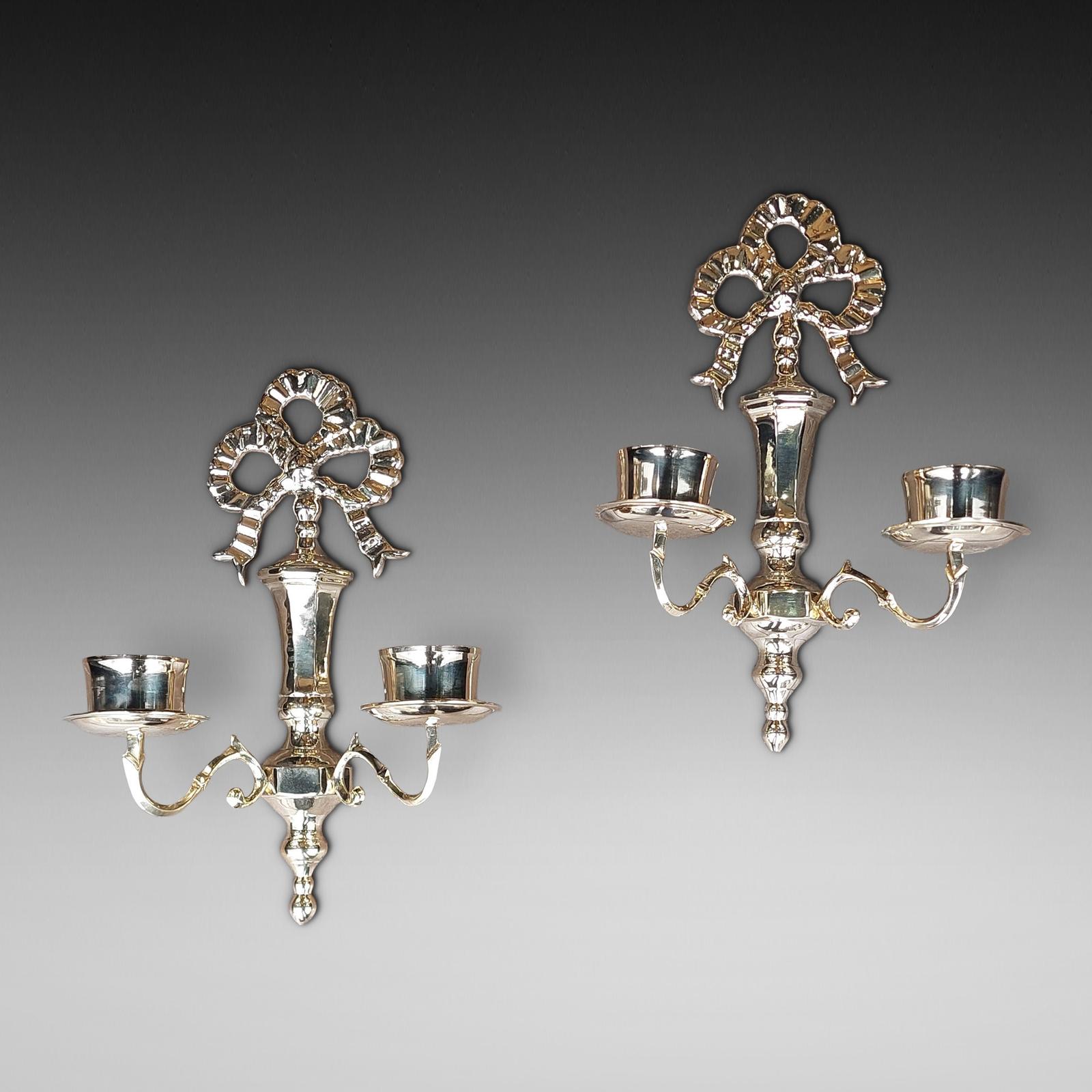 Pair of Brass Adam Revival Candle Sconces (1 of 7) Pair of Brass Adam Revival Candle Sconces (1 of 7)