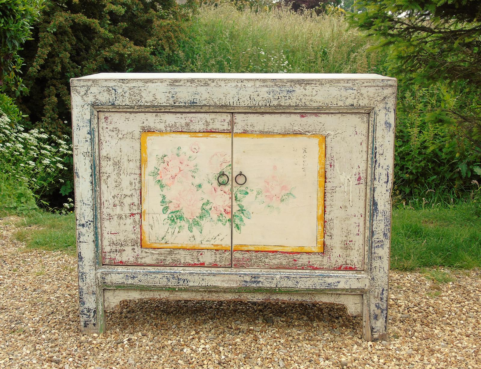 Beautiful 19th Century Hand Painted Chinese Cabinet (1 of 11)