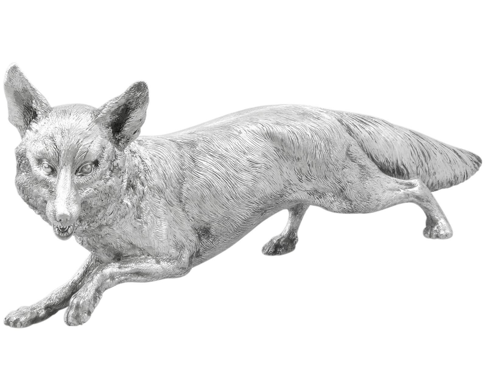 Vintage Sterling Silver Fox Ornament (1974) (1 of 14) Vintage Sterling Silver Fox Ornament (1974) (1 of 14)