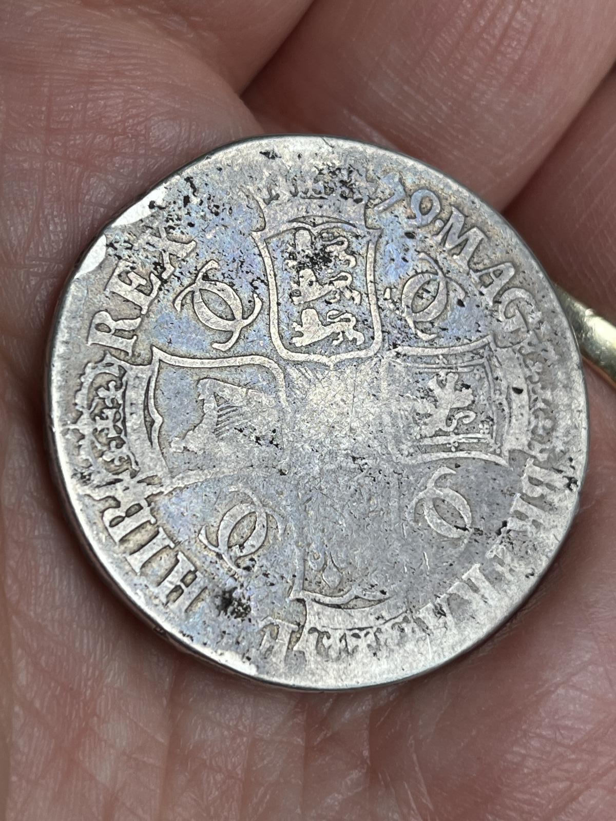 Charles II - 1679 Silver Crown - TRICESIMO PRIMO (1 of 10)