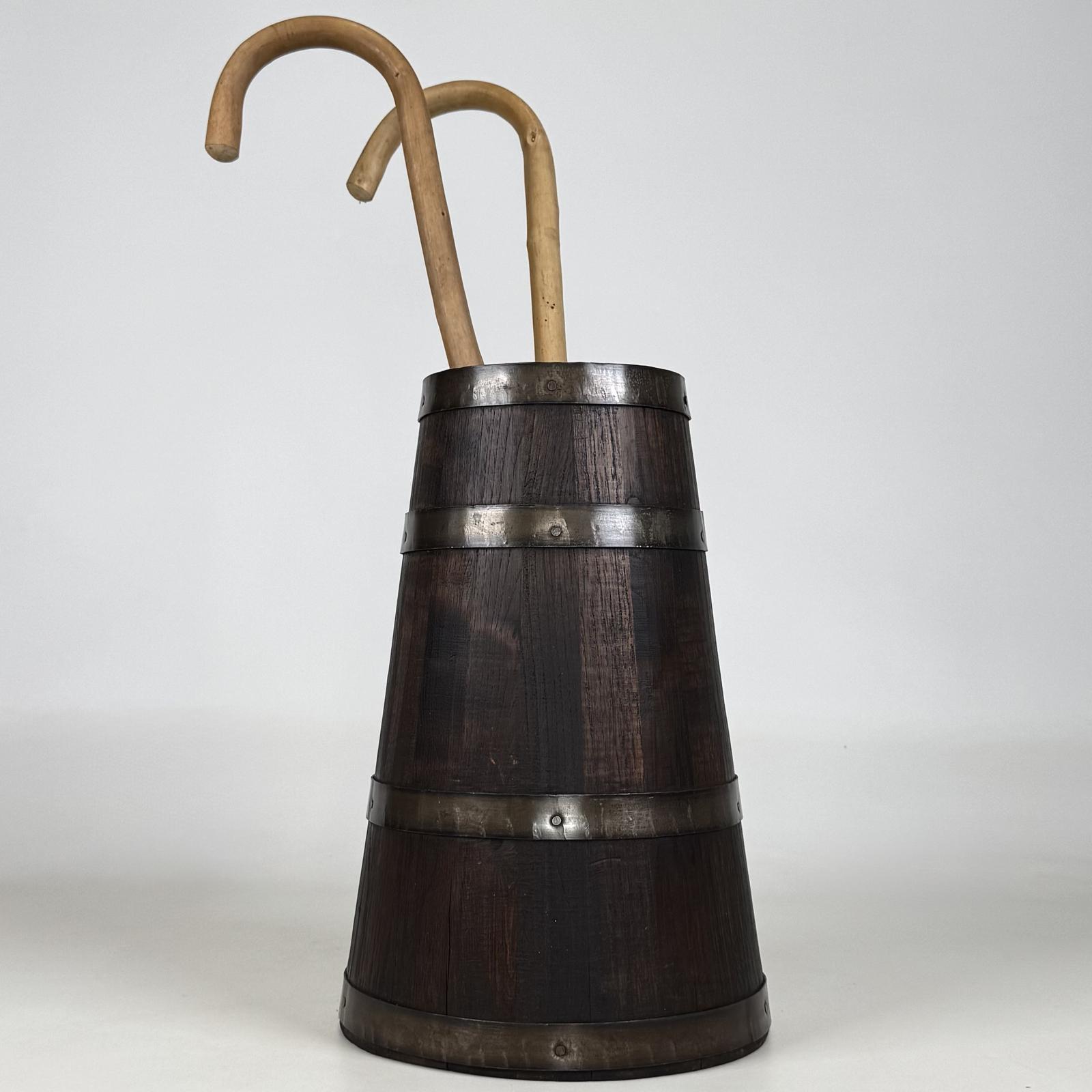 Antique 20th Century Barrel Umbrella Stand in Oak (1 of 6)