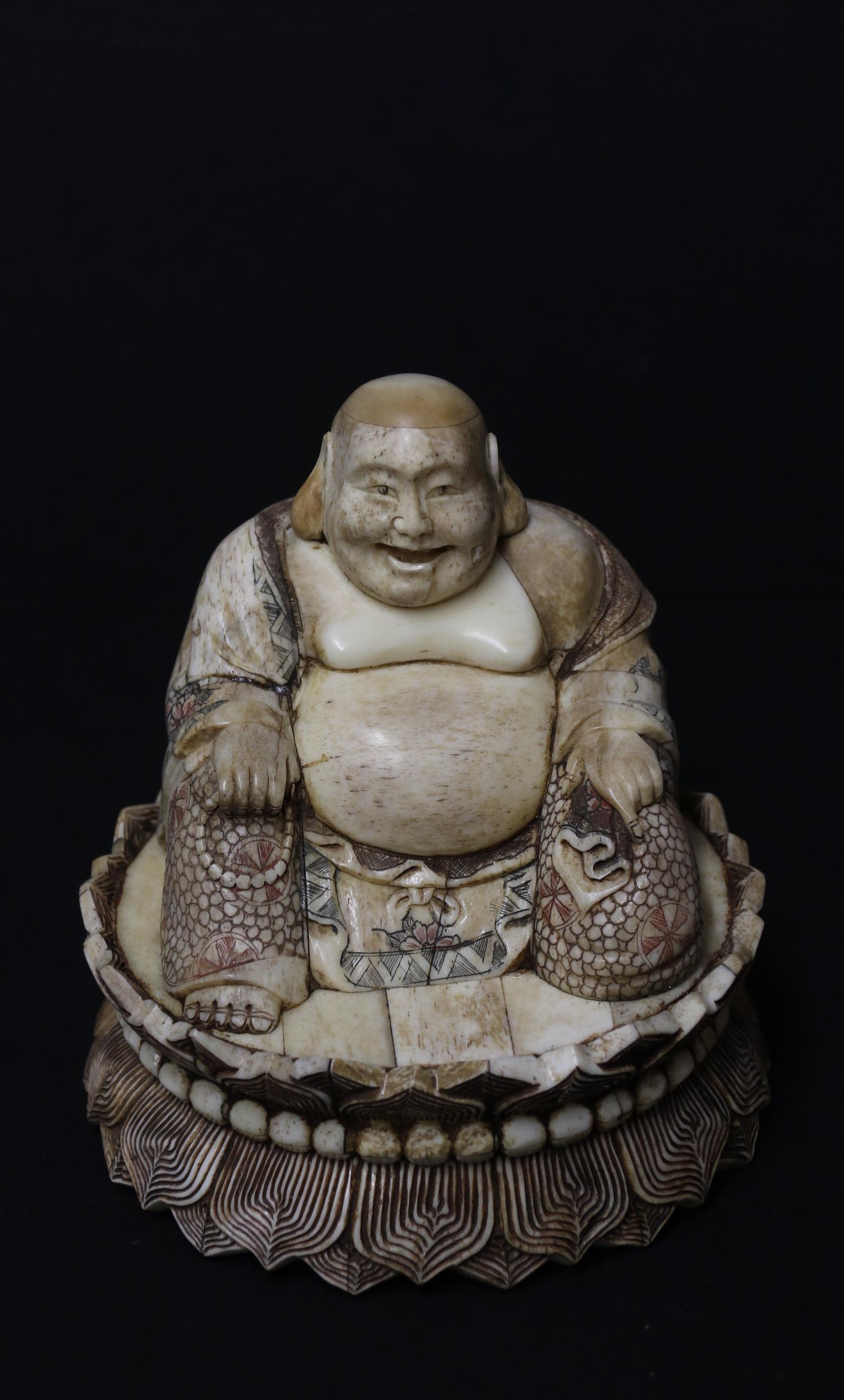 Japanese Carved Bone Okimono Carved Figure of the Seated Buddha (1 of 14)