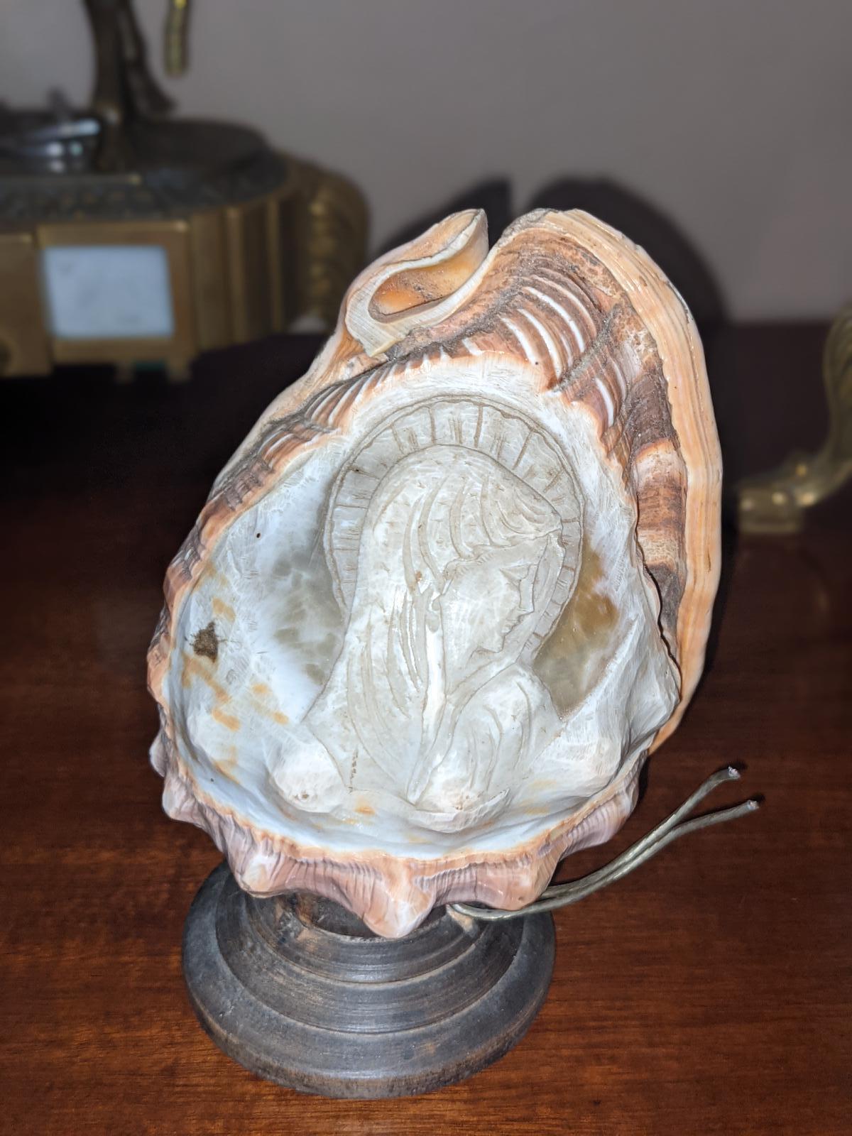 An unusual Hand Carved Cameo Conch Lamp (1 of 1)