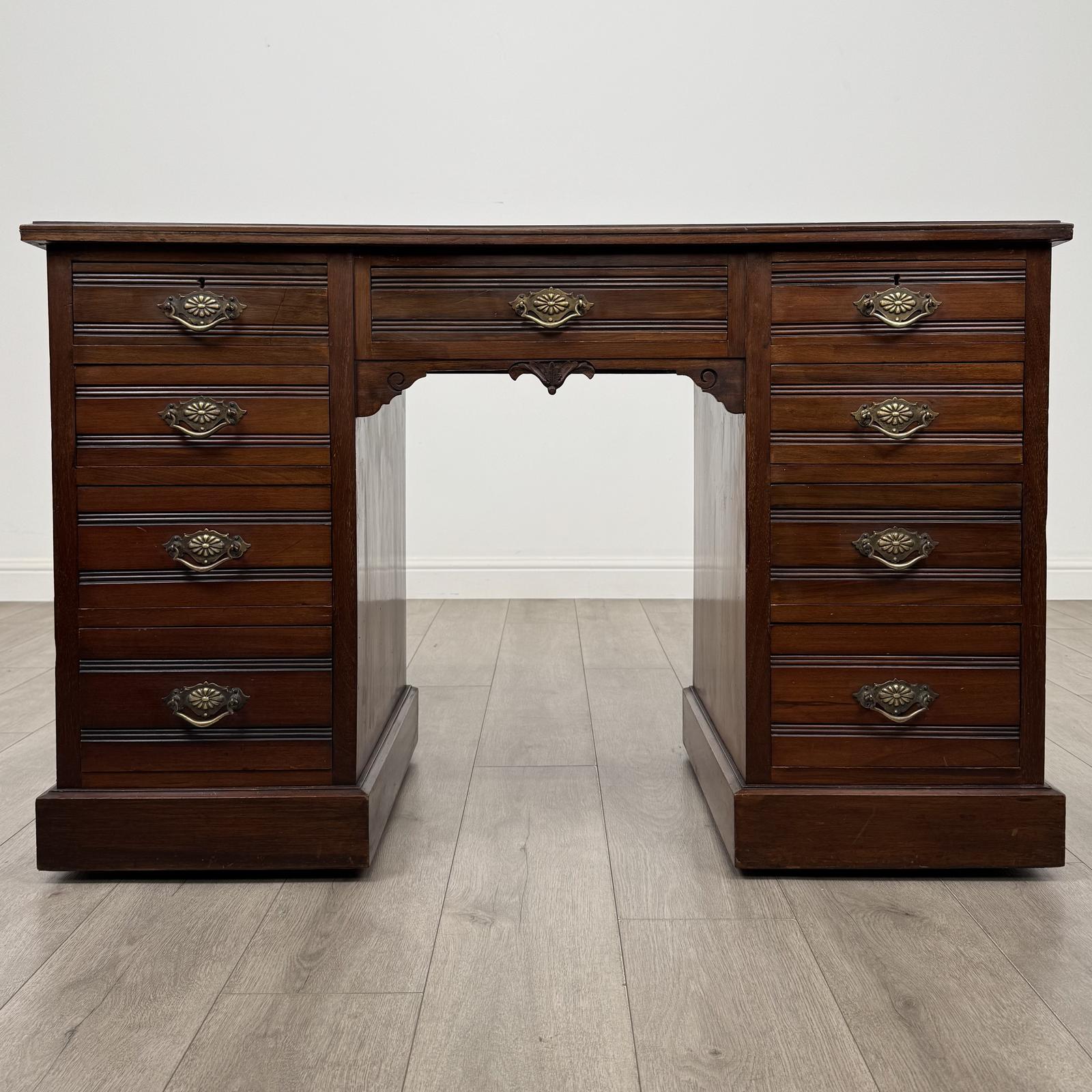 Antique 20th Century Edwardian Desk in Walnut (1 of 11) Antique 20th Century Edwardian Desk in Walnut (1 of 11)