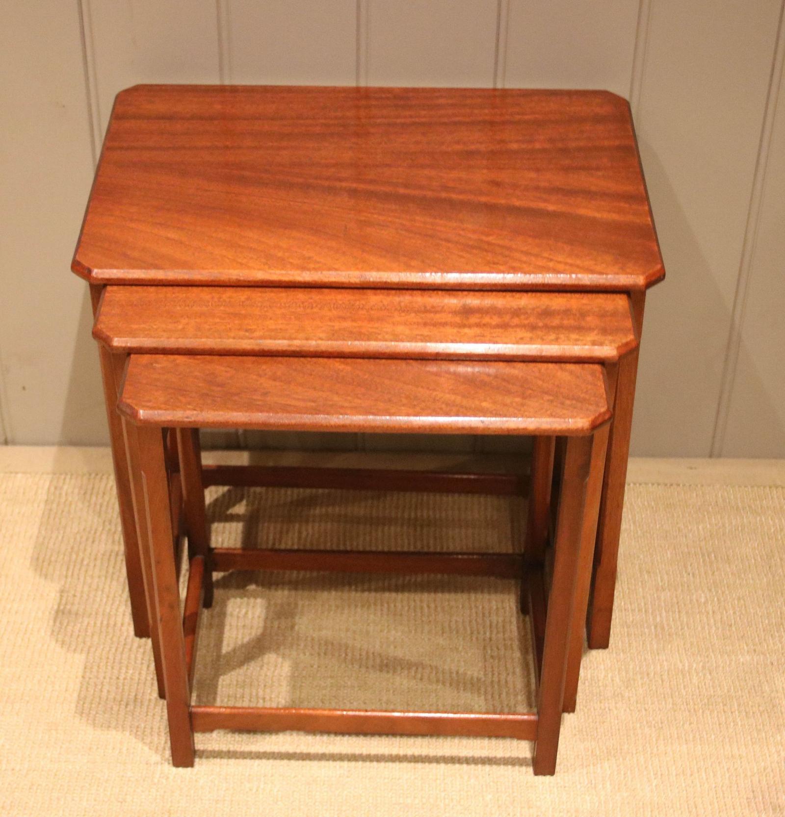 Mahogany Nest of Three Tables (1 of 10) Mahogany Nest of Three Tables (1 of 10)