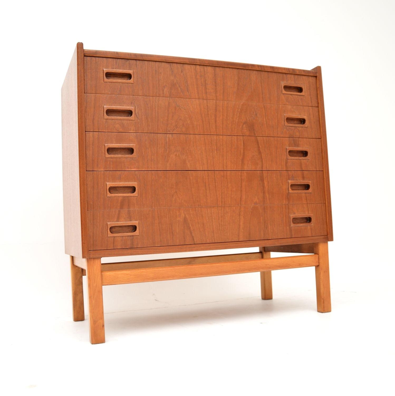 Danish Teak Vintage Chest of Drawers (1 of 10) Danish Teak Vintage Chest of Drawers (1 of 10)