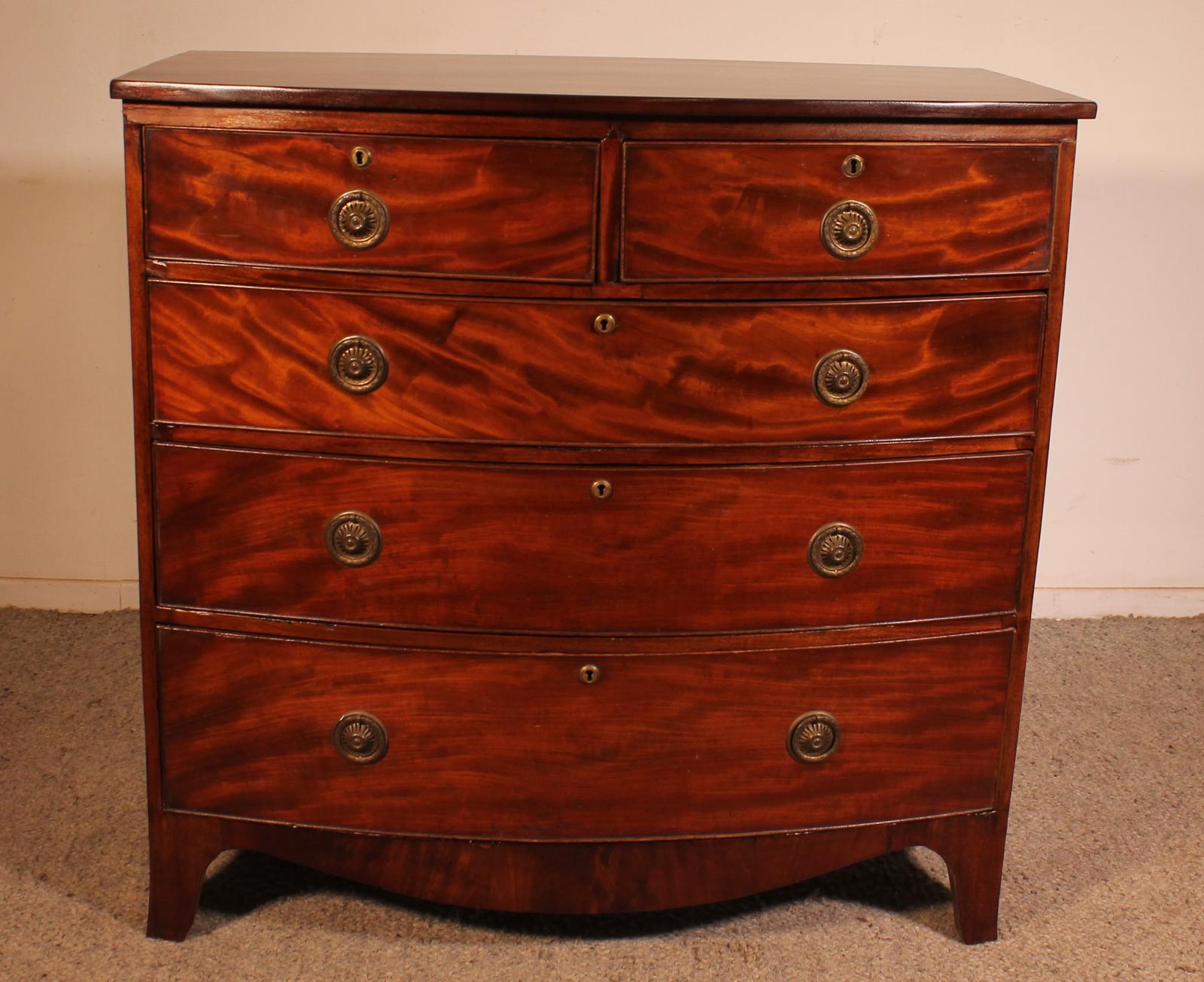 Regency Period Bowfront Chest Of Drawers In Mahogany (1 of 9) Regency Period Bowfront Chest Of Drawers In Mahogany (1 of 9)