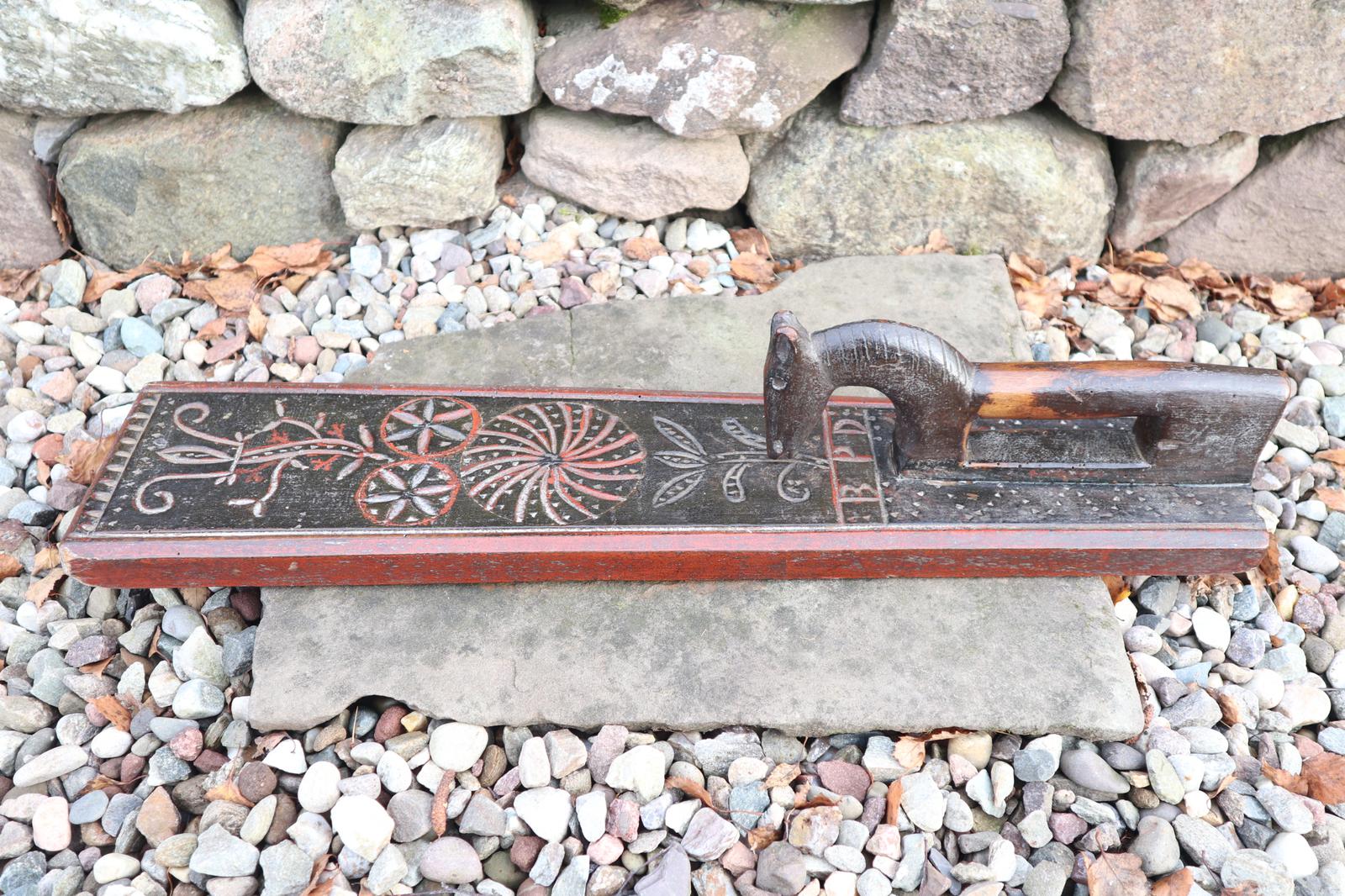 Scandinavian / Danish 'Folk Art' Horse handle mangle board with chip carving & original black/red paint BPD c.1820 (1 of 19) Scandinavian / Danish 'Folk Art' Horse handle mangle board with chip carving & original black/red paint BPD c.1820 (1 of 19)