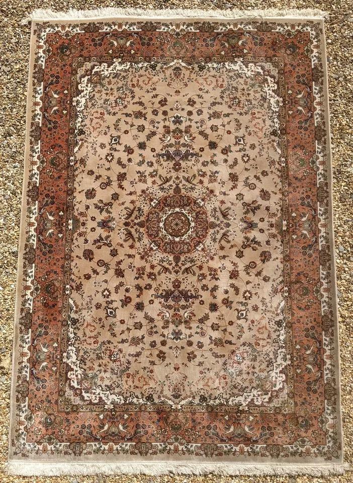 Beautiful Silk Tarbriz Rug Carpet (1 of 8)