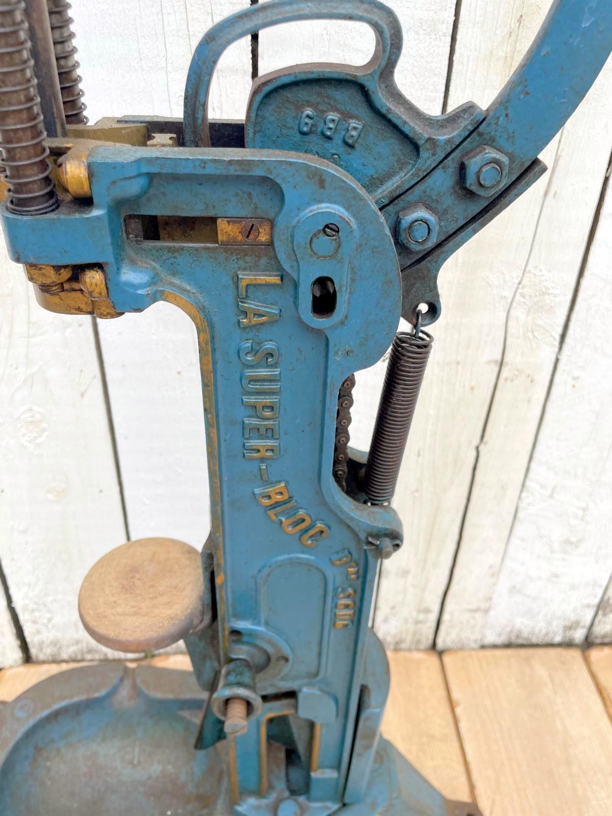 French Wine Bottle Corker (1 of 9)