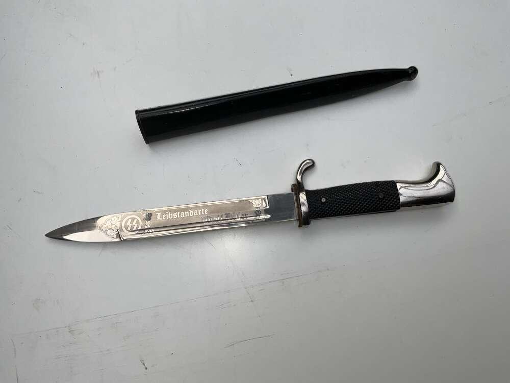 GERMAN LEIBSTANDARTE ADOLPH HITLER CEREMONIAL SS BAYONET (1 of 11) GERMAN LEIBSTANDARTE ADOLPH HITLER CEREMONIAL SS BAYONET (1 of 11)