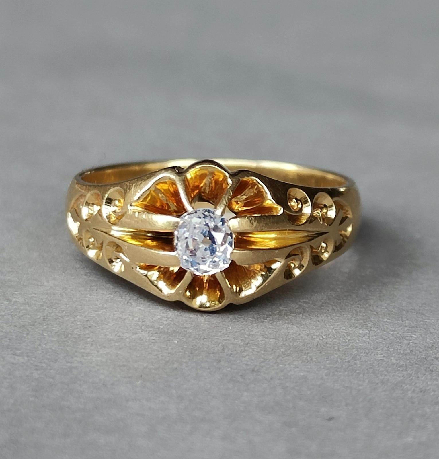 Victorian 18ct Gold Diamond Gypsy Ring (1 of 12) Victorian 18ct Gold Diamond Gypsy Ring (1 of 12)