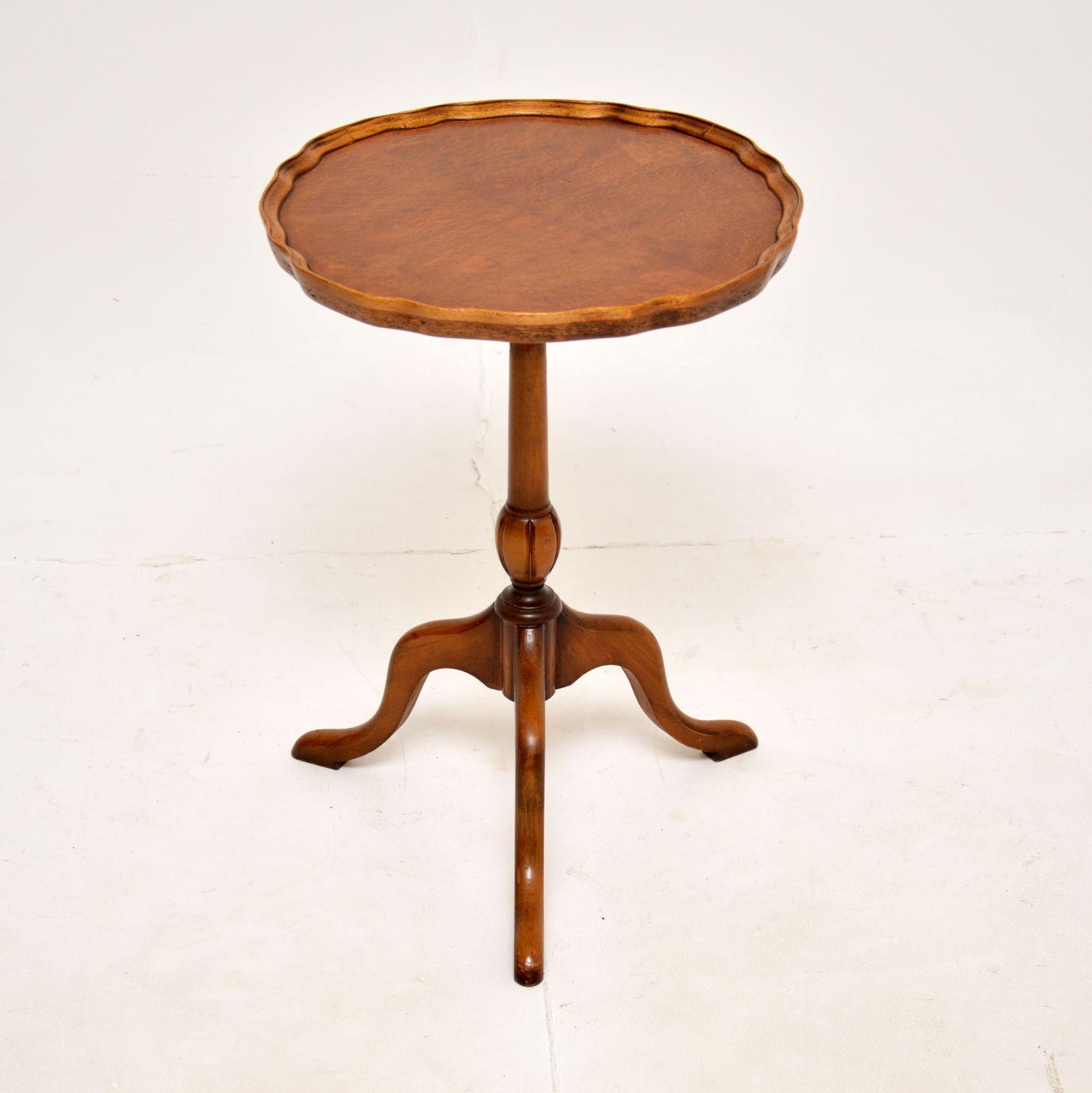 Burr Walnut Wine Table (1 of 6) Burr Walnut Wine Table (1 of 6)