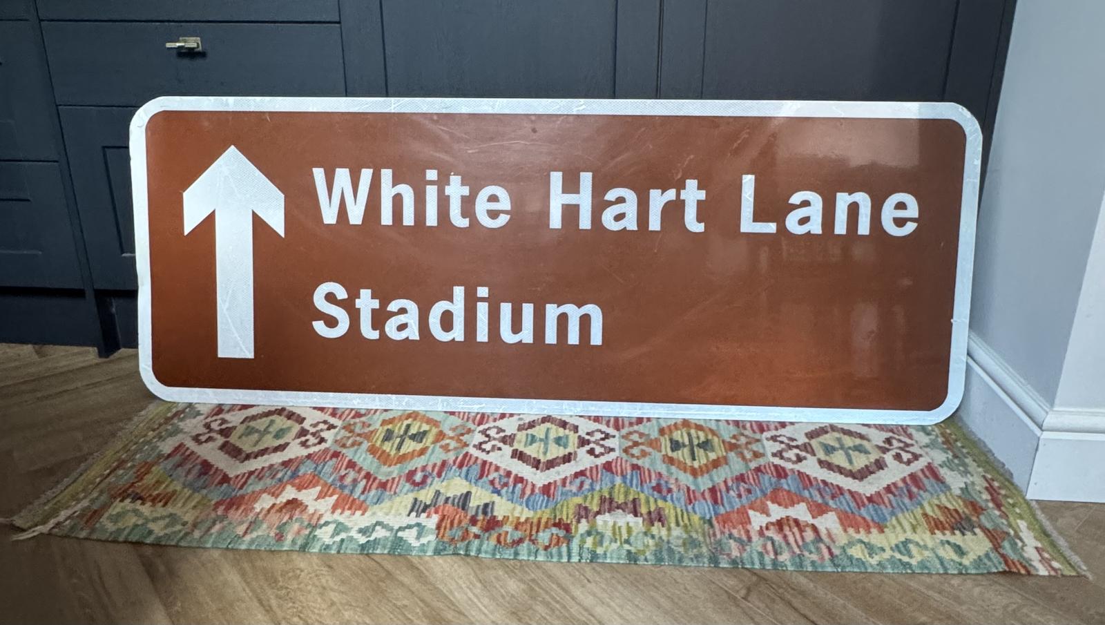 Rare White Hart Lane Sign (1 of 10) Rare White Hart Lane Sign (1 of 10)