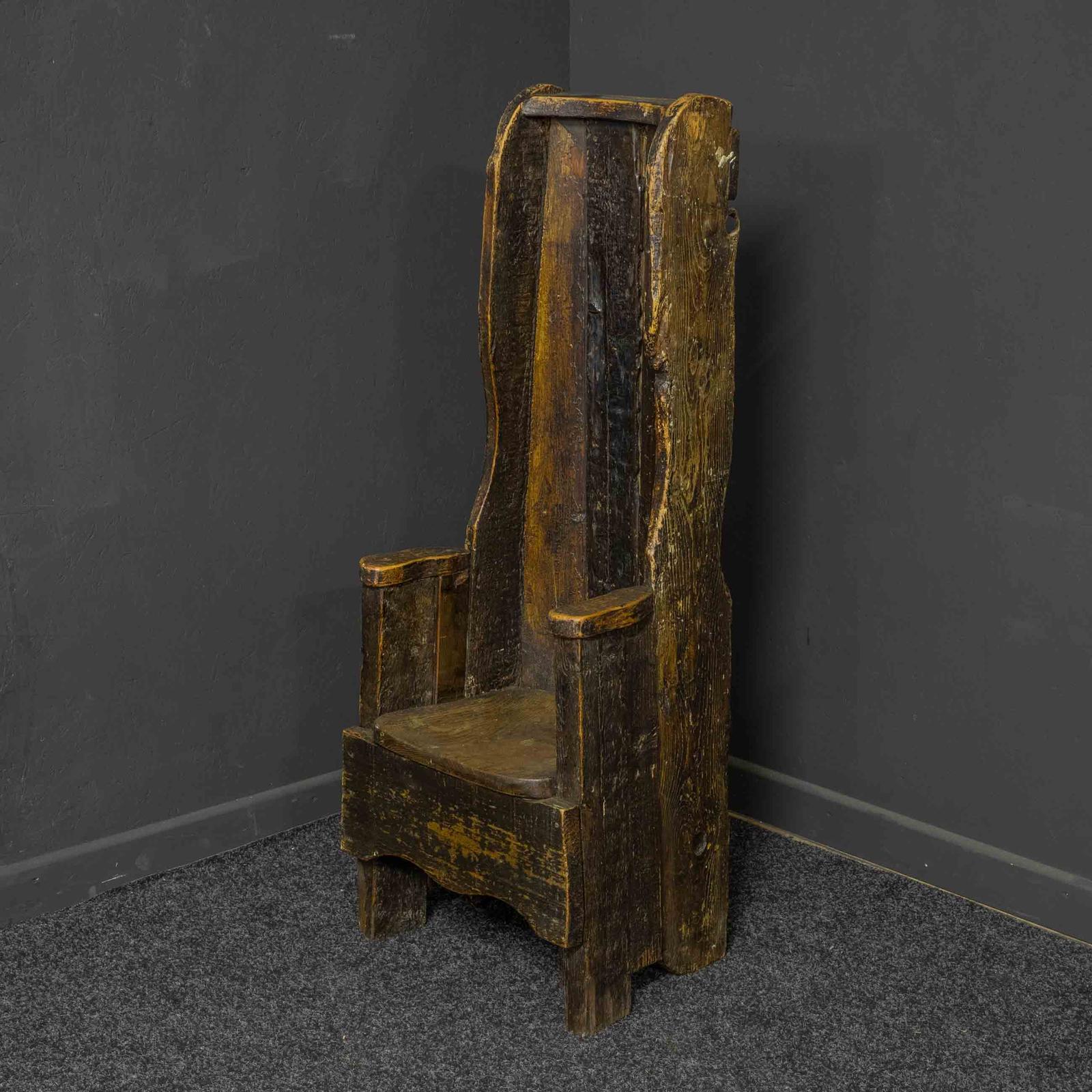 Primitive Lambing Chair (1 of 9)