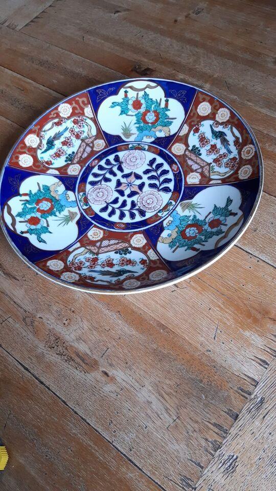 Japanese Hand Painted Wall Hanging Imari Plate (1 of 4)