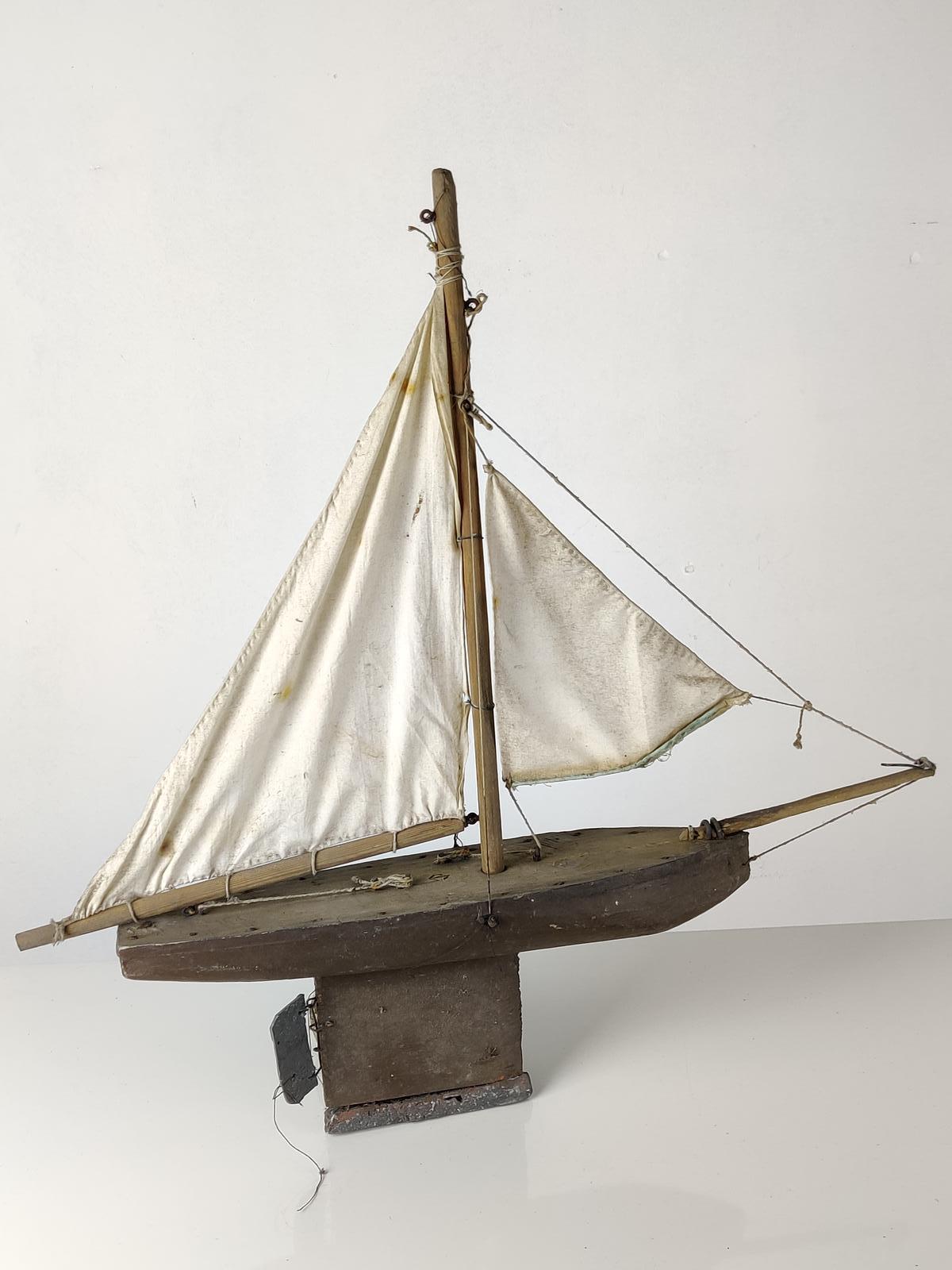 Scratch Built Pond Yacht (1 of 9)