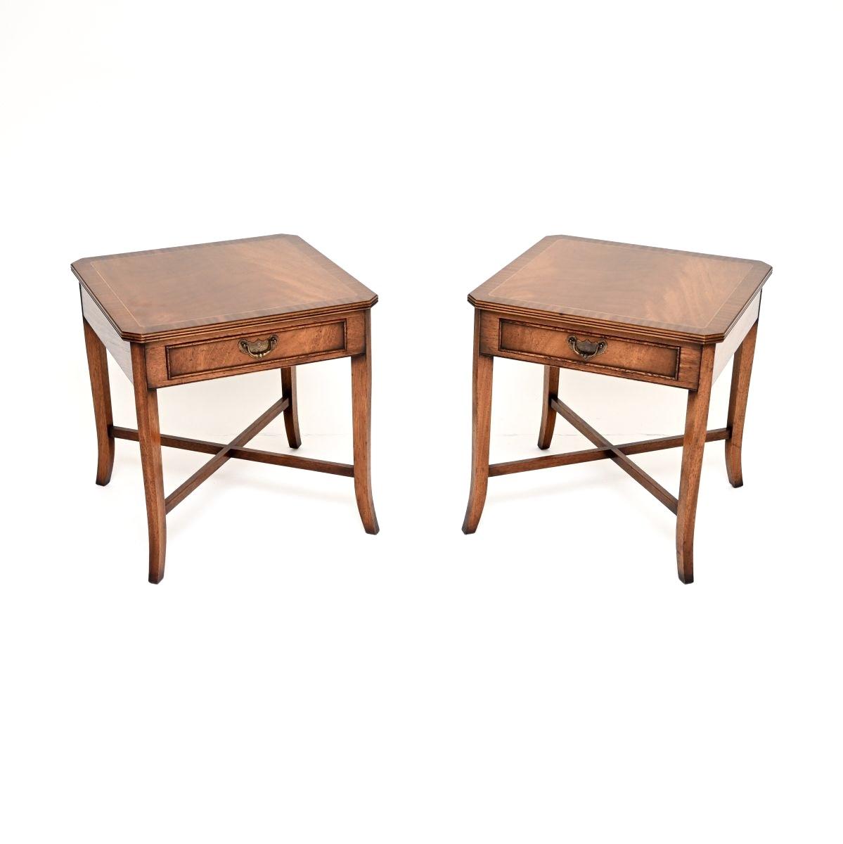 Pair of Antique Georgian Style Inlaid Mahogany Side Tables (1 of 10) Pair of Antique Georgian Style Inlaid Mahogany Side Tables (1 of 10)