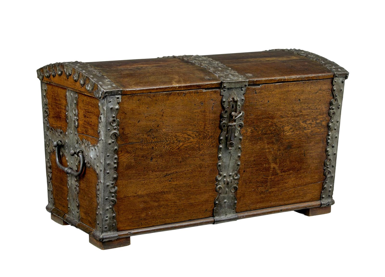 Mid 19th Century Baroque Revival Oak Dome Top Chest (1 of 11) Mid 19th Century Baroque Revival Oak Dome Top Chest (1 of 11)