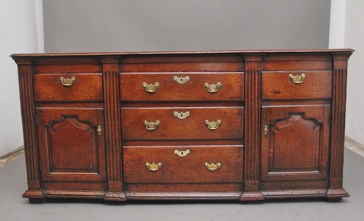A Good Georgian 18th Century Oak Dresser (1 of 10)