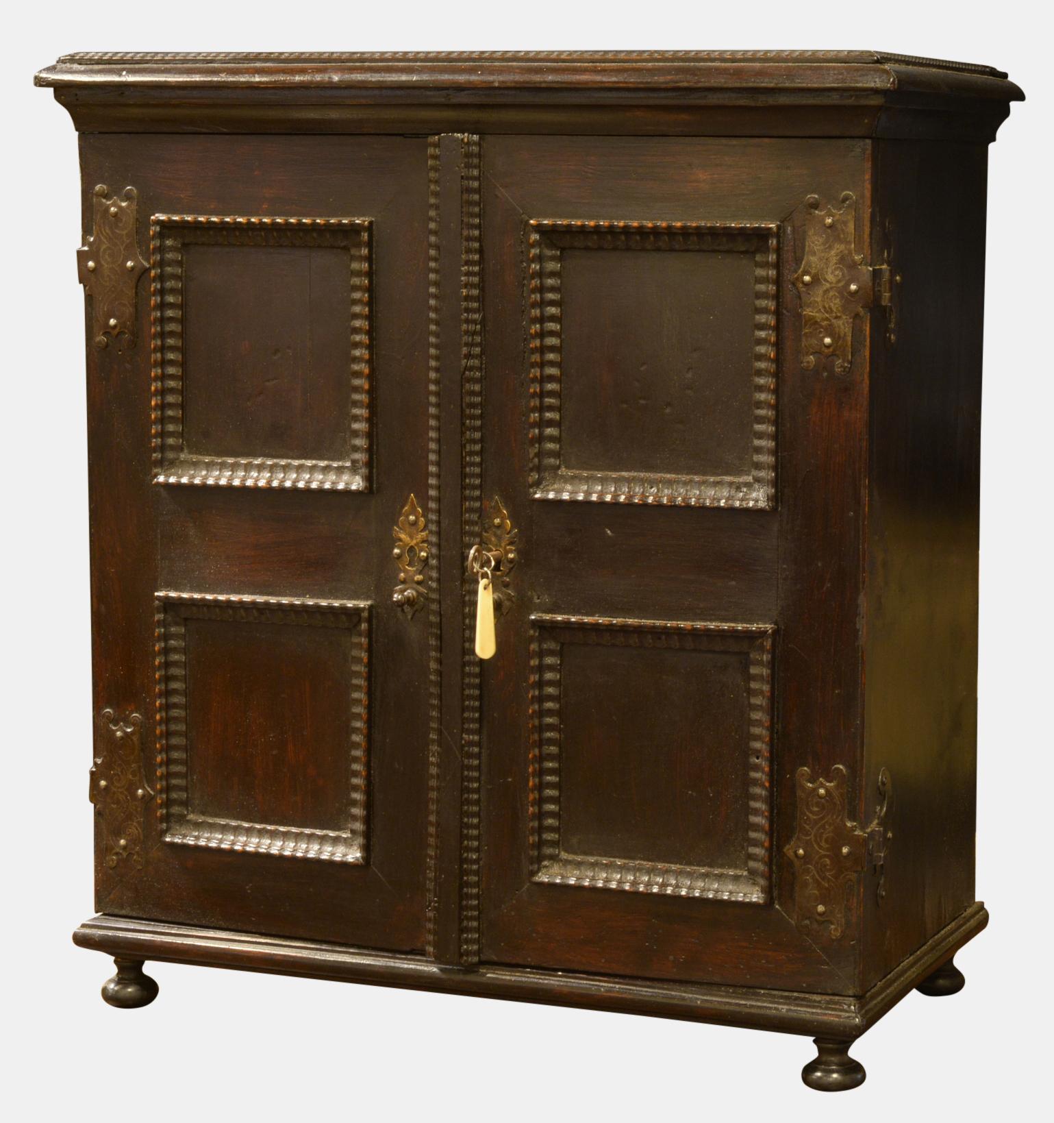 17th Century Ebonised Pearlwood Table Cabinet c.1680 (1 of 1) 17th Century Ebonised Pearlwood Table Cabinet c.1680 (1 of 1)