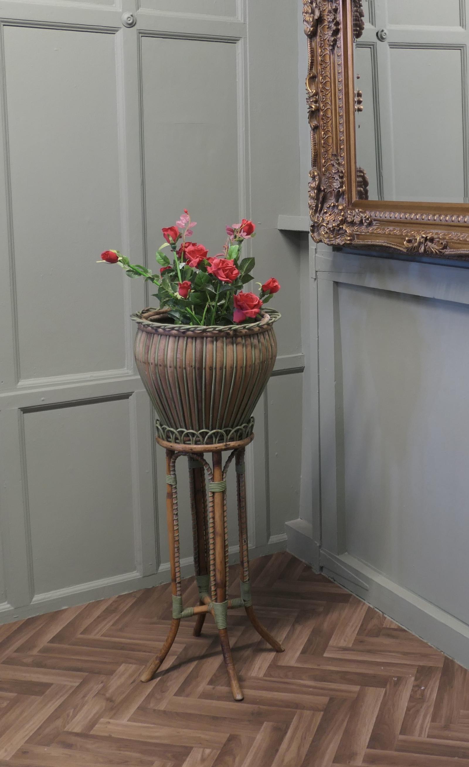 Very Attractive Arts & Crafts Bamboo Jardinière (1 of 6)