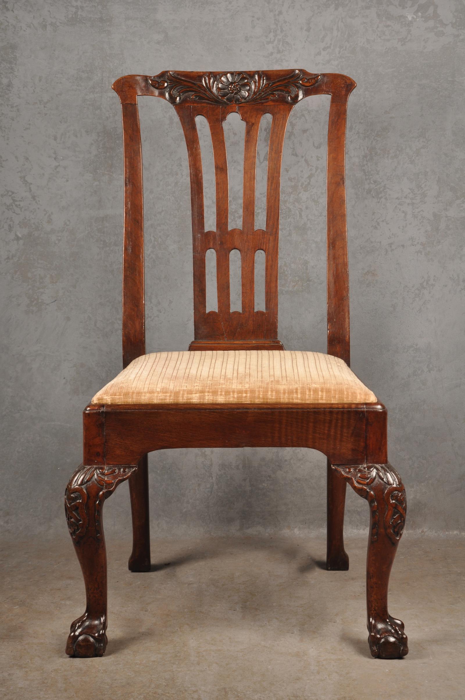 18th Century Irish Walnut Single Chair (1 of 12) 18th Century Irish Walnut Single Chair (1 of 12)