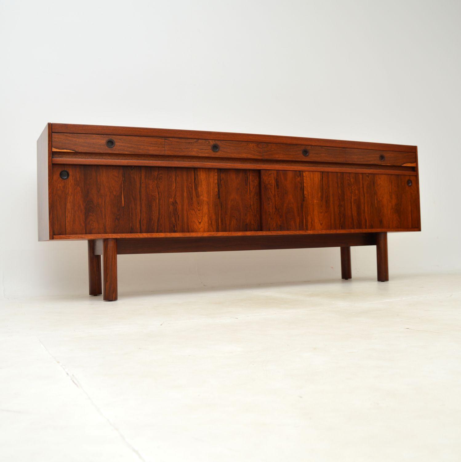 1960s Vintage Rosewood Sideboard by Archie Shine 6255 / LA446855