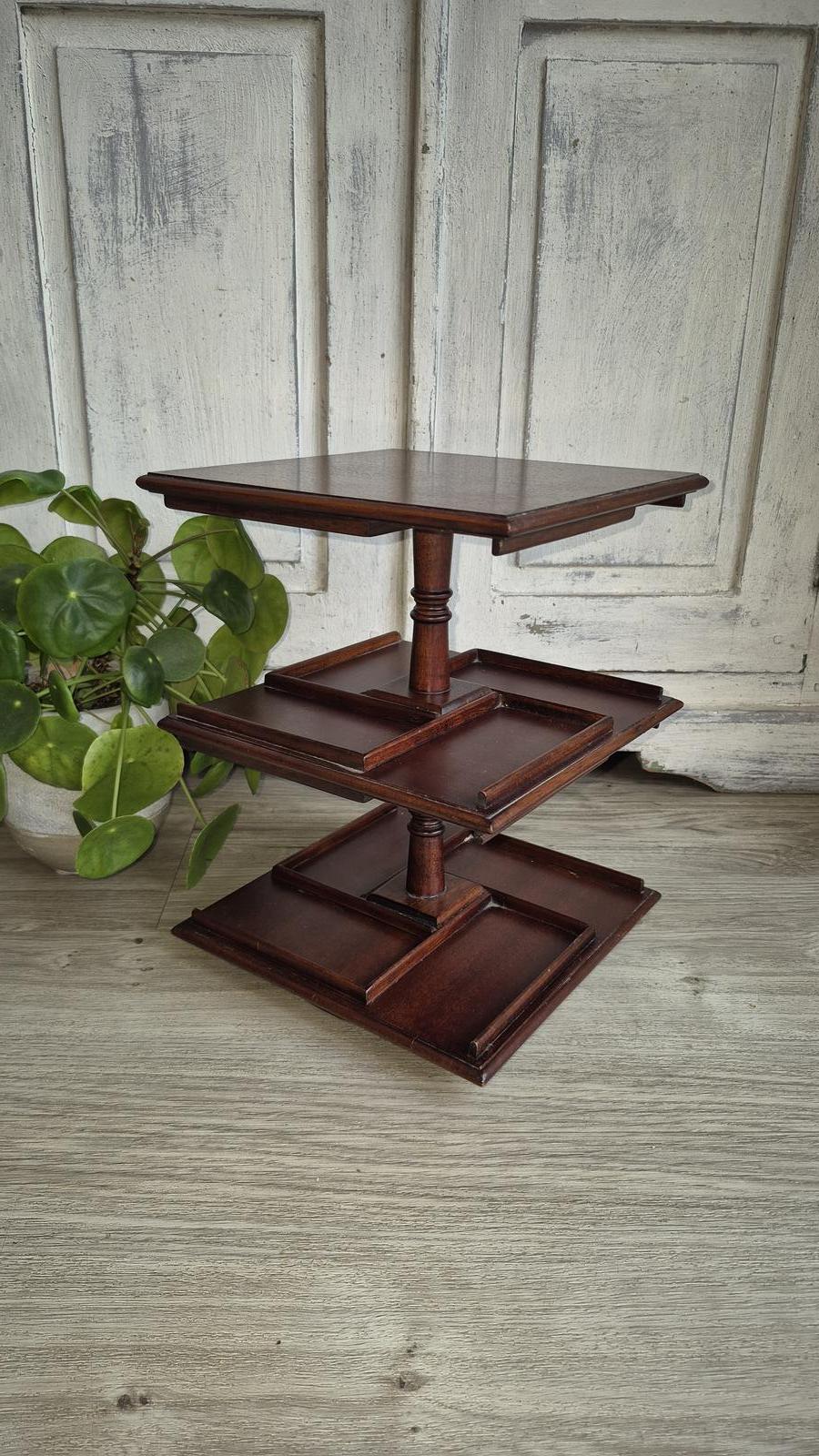 Mid 20th Century Mahogany Revolving Desktop Book Stand (1 of 22) Mid 20th Century Mahogany Revolving Desktop Book Stand (1 of 22)