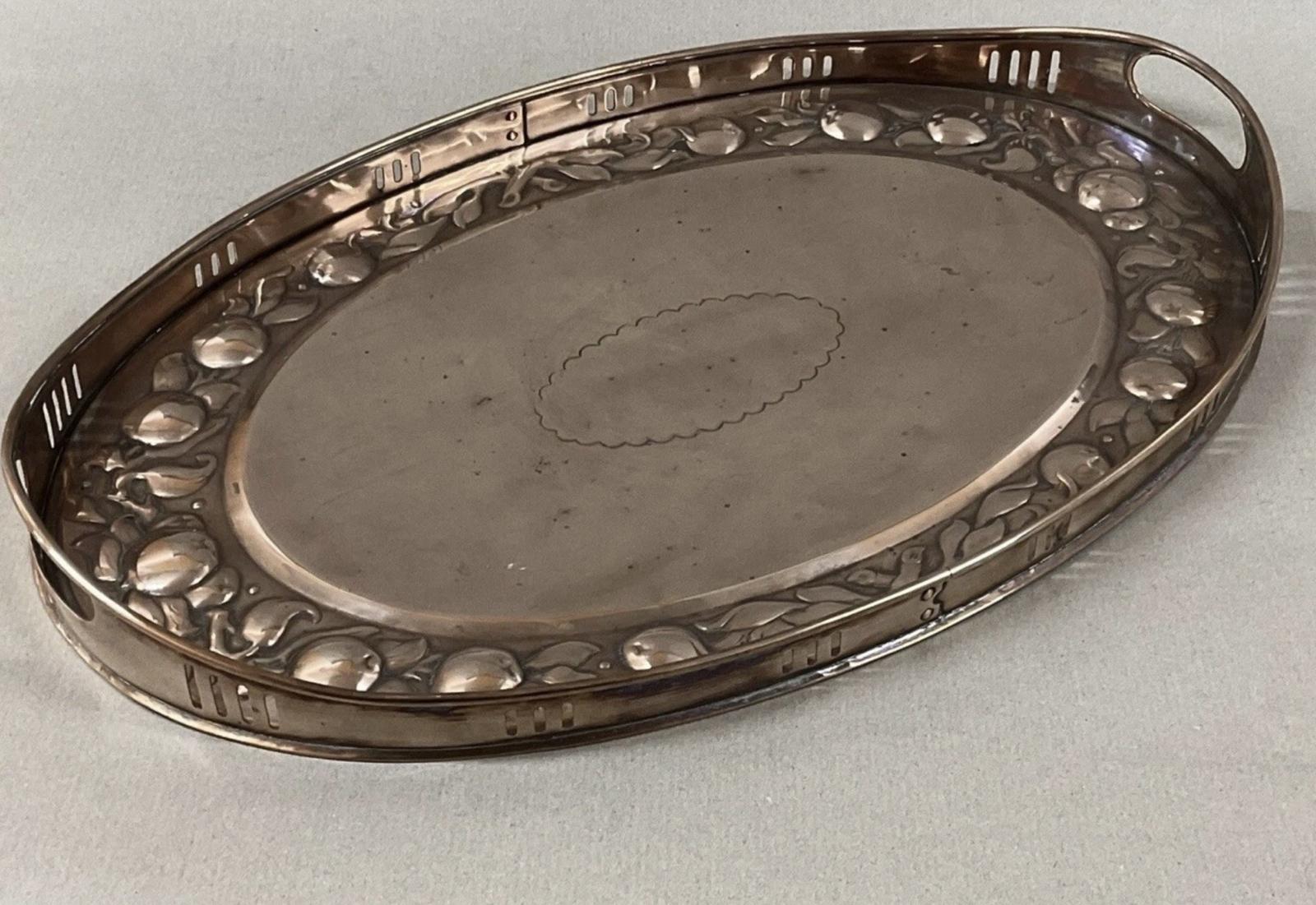 Newlyn Copper Arts & Crafts Oval Gallery Tray Antique c.1900 (1 of 9) Newlyn Copper Arts & Crafts Oval Gallery Tray Antique c.1900 (1 of 9)
