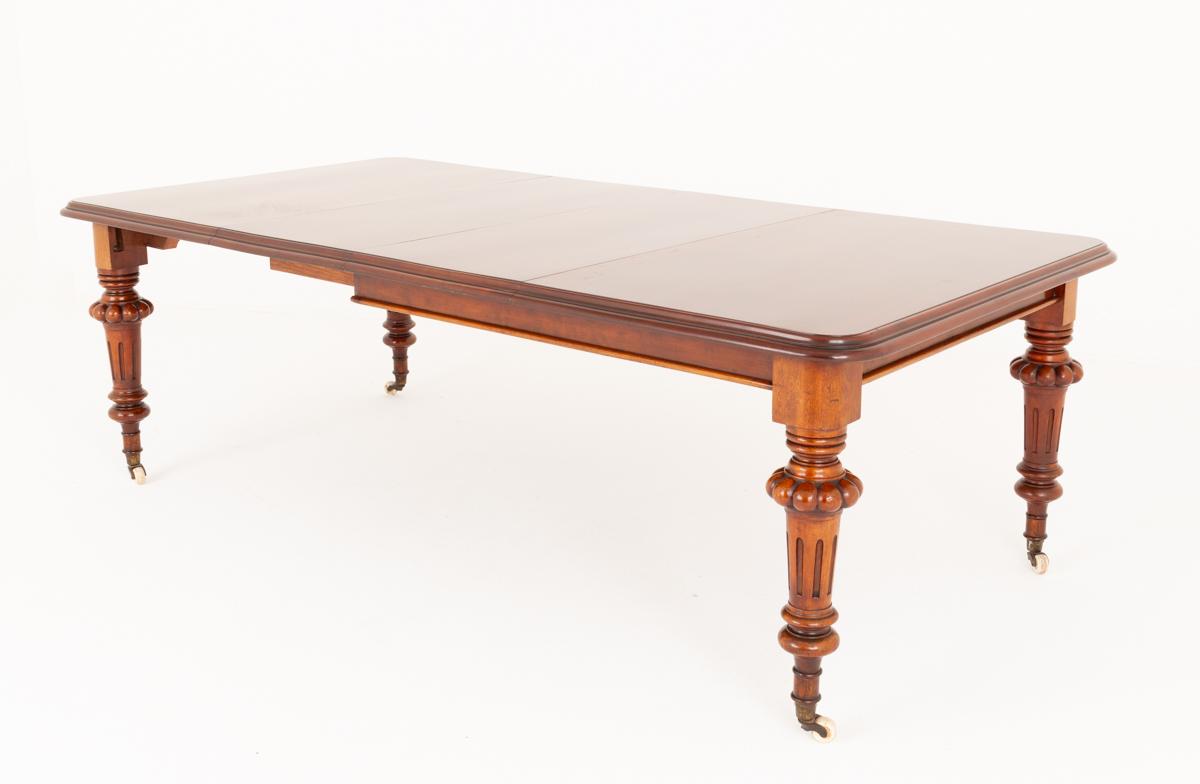 Victorian Mahogany 2 Leaf Extending Dining Table (1 of 10)