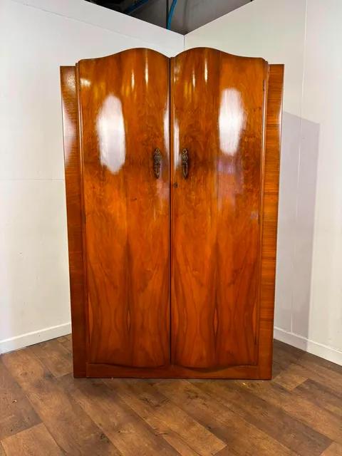 Vintage Walnut Veneered Double Wardrobe (1 of 13) Vintage Walnut Veneered Double Wardrobe (1 of 13)