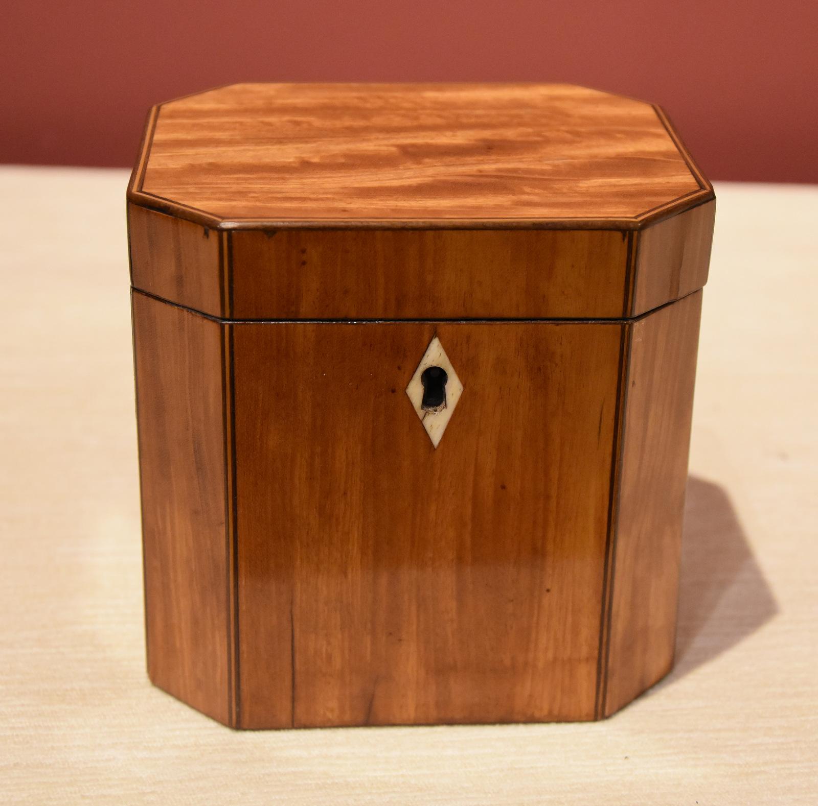 George III Octagonal Satinwood Tea Caddy (1 of 6)