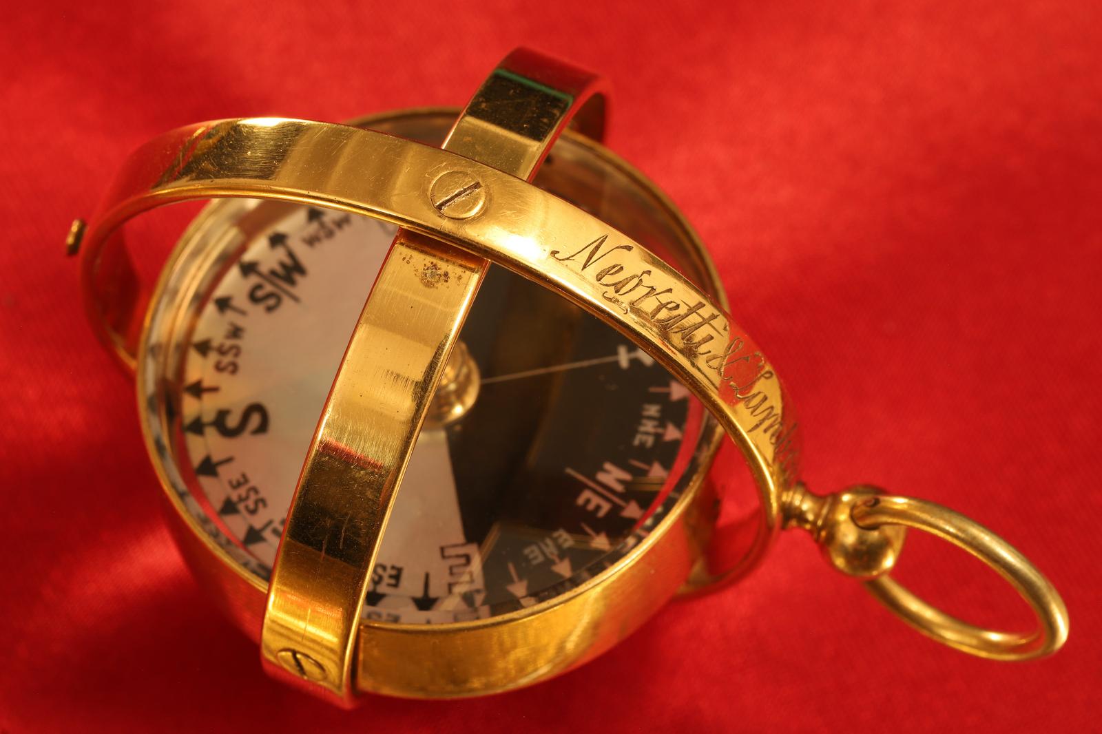 Rare Negretti & Zambra Gimballed Pocket Compass c.1890 (1 of 13)