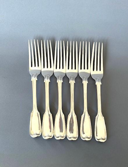 Good Set of 6 Victorian Silver Fiddle & Thread Table Forks (1 of 5) Good Set of 6 Victorian Silver Fiddle & Thread Table Forks (1 of 5)