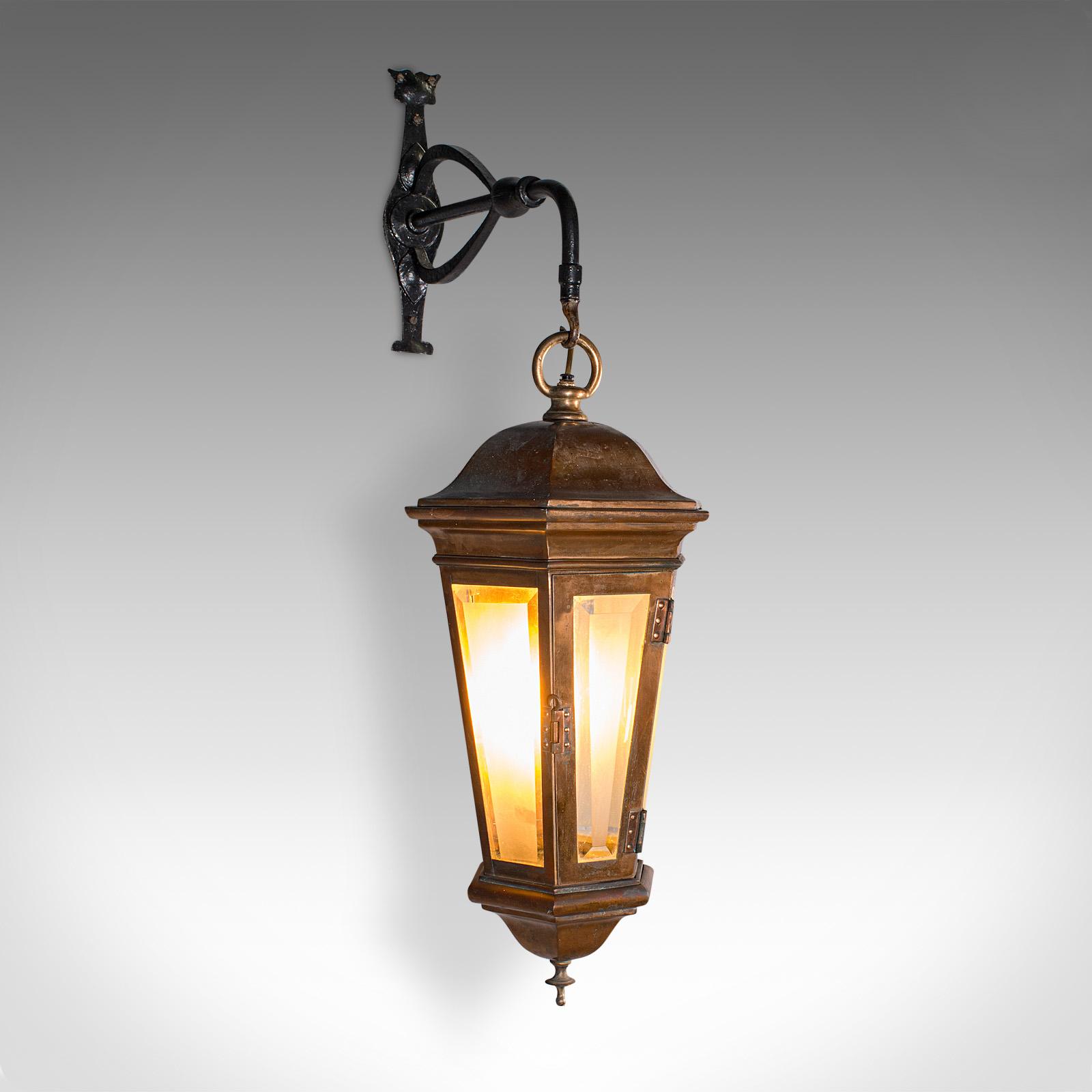 Antique Courtyard Light, English, Bronze, Wrought Iron, Carriage Lamp, Victorian (1 of 12) Antique Courtyard Light, English, Bronze, Wrought Iron, Carriage Lamp, Victorian (1 of 12)