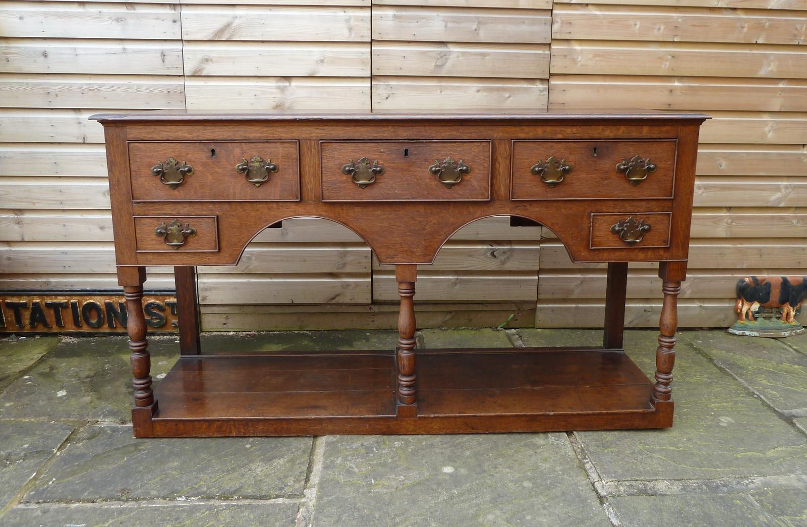 Georgian Oak Dresser Base (1 of 10) Georgian Oak Dresser Base (1 of 10)