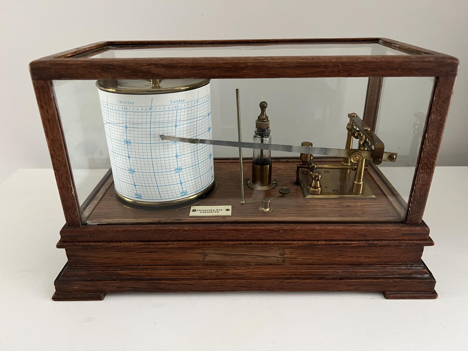 Oak Barograph by Leighton & Son, Lancaster (1 of 4)