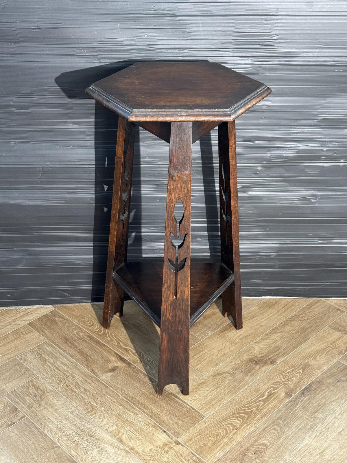 Arts and Crafts Oak Table (1 of 4) Arts and Crafts Oak Table (1 of 4)