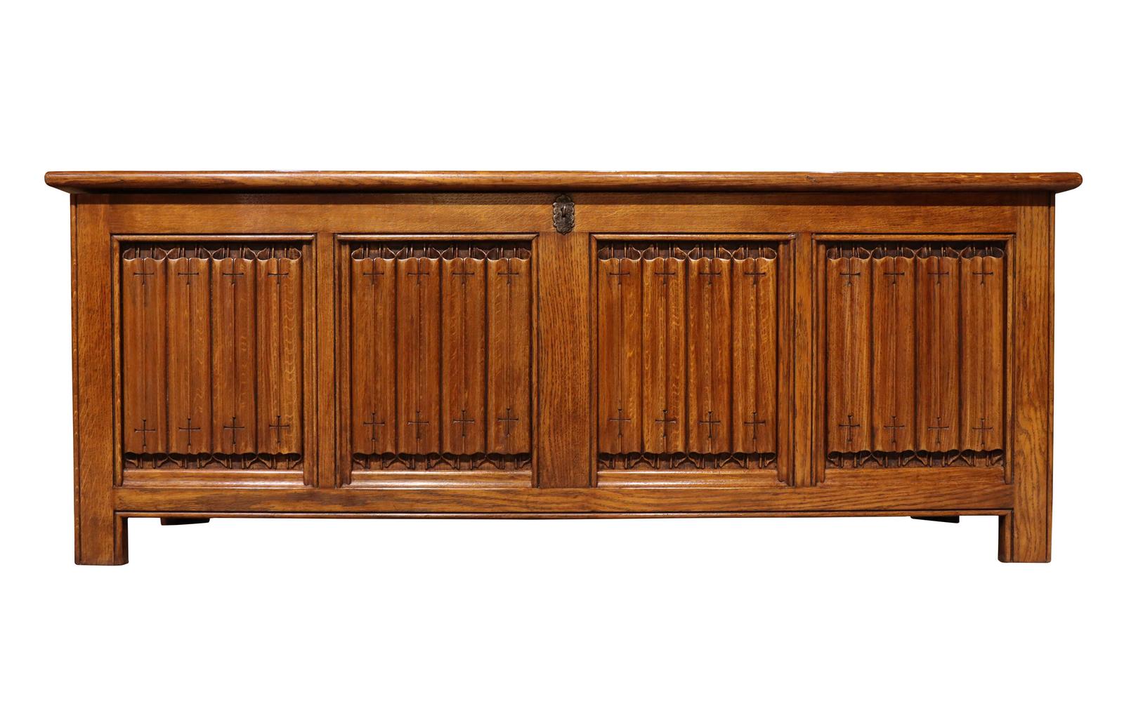 Large Oak Coffer with Cedarwood Lining c.1930 (1 of 8) Large Oak Coffer with Cedarwood Lining c.1930 (1 of 8)