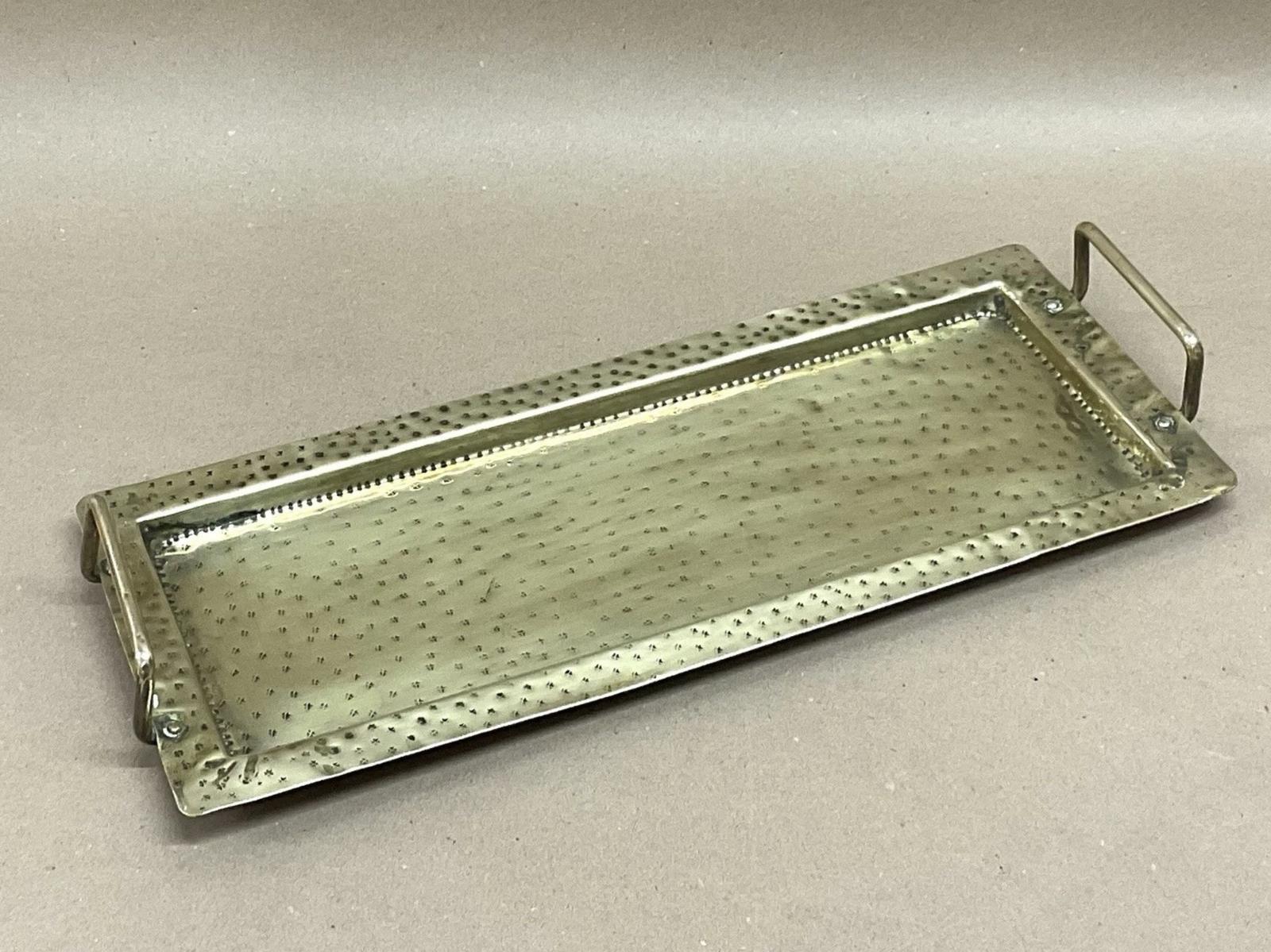 Arts & Crafts Hammered Brass Drinks Tray 43cm Antique Victorian c.1890 (1 of 5) Arts & Crafts Hammered Brass Drinks Tray 43cm Antique Victorian c.1890 (1 of 5)