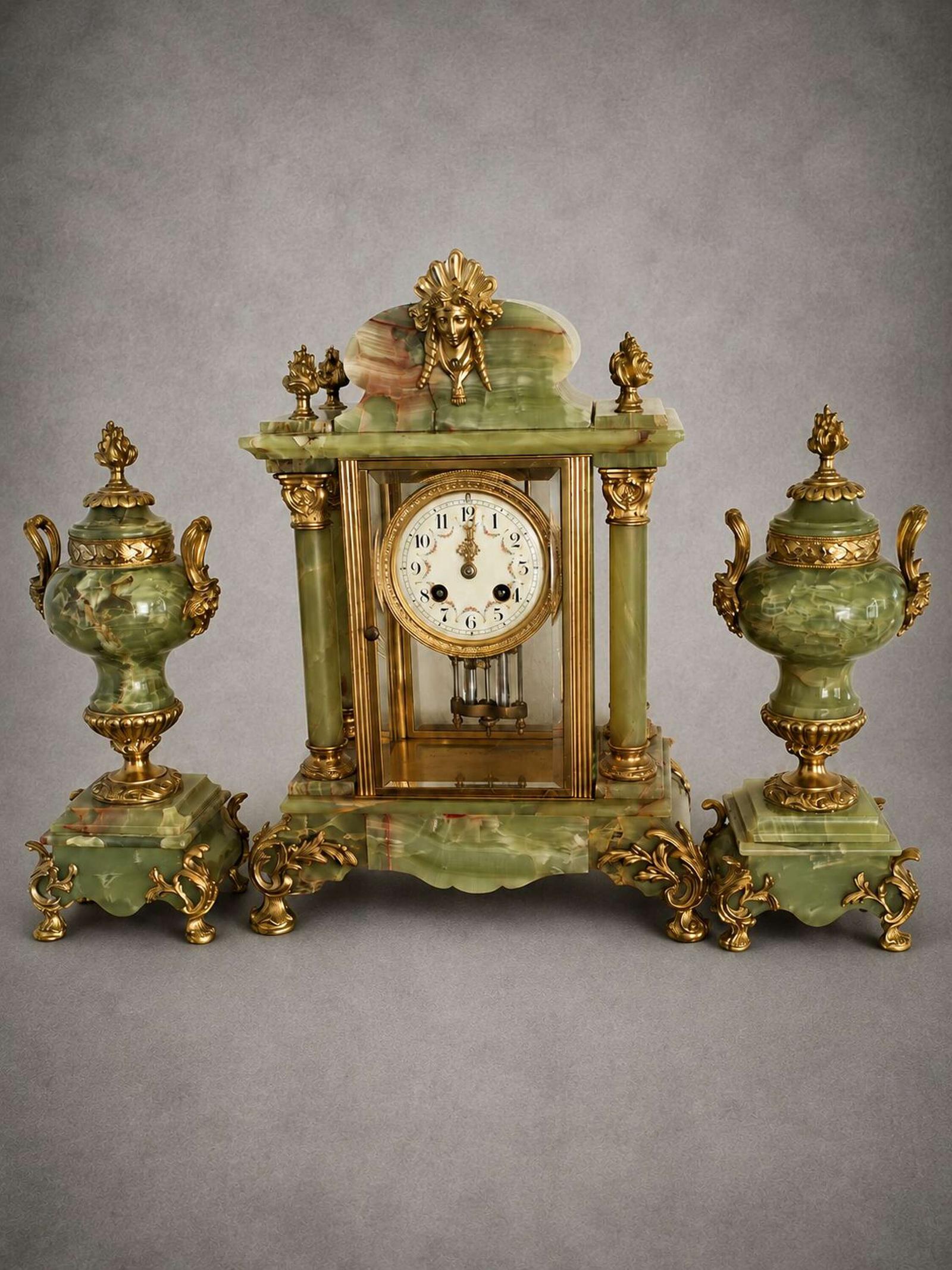 French Napoleon III Onyx & Ormolu Portico Mantel Clock Garniture (1 of 6) French Napoleon III Onyx & Ormolu Portico Mantel Clock Garniture (1 of 6)