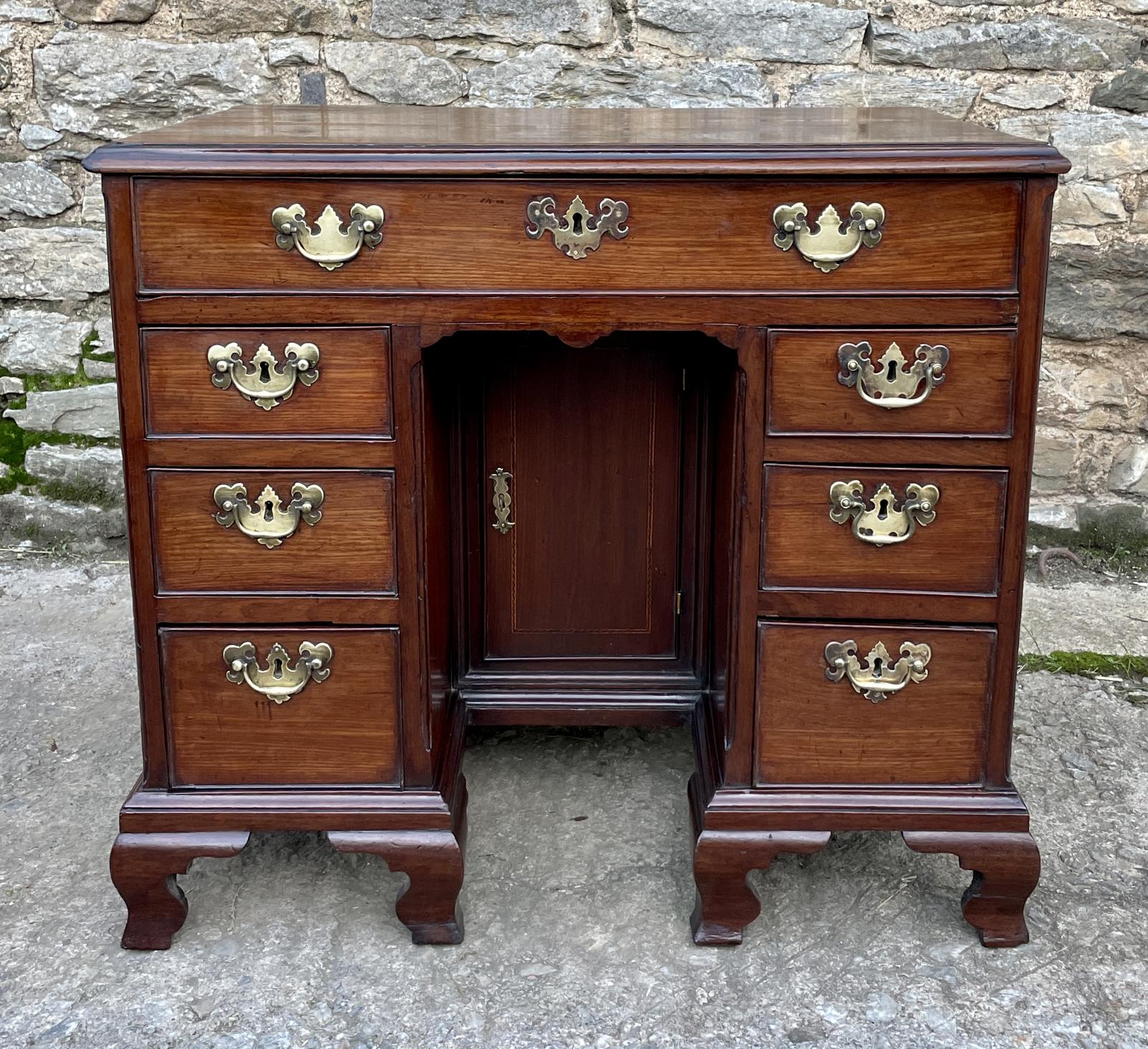 18th Century Georgian Elm and Fruitwood Kneehole Desk (1 of 32) 18th Century Georgian Elm and Fruitwood Kneehole Desk (1 of 32)